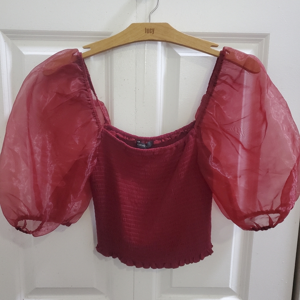 Forever 21 Burgundy Puff Sleeve Top Size Small NWOT!